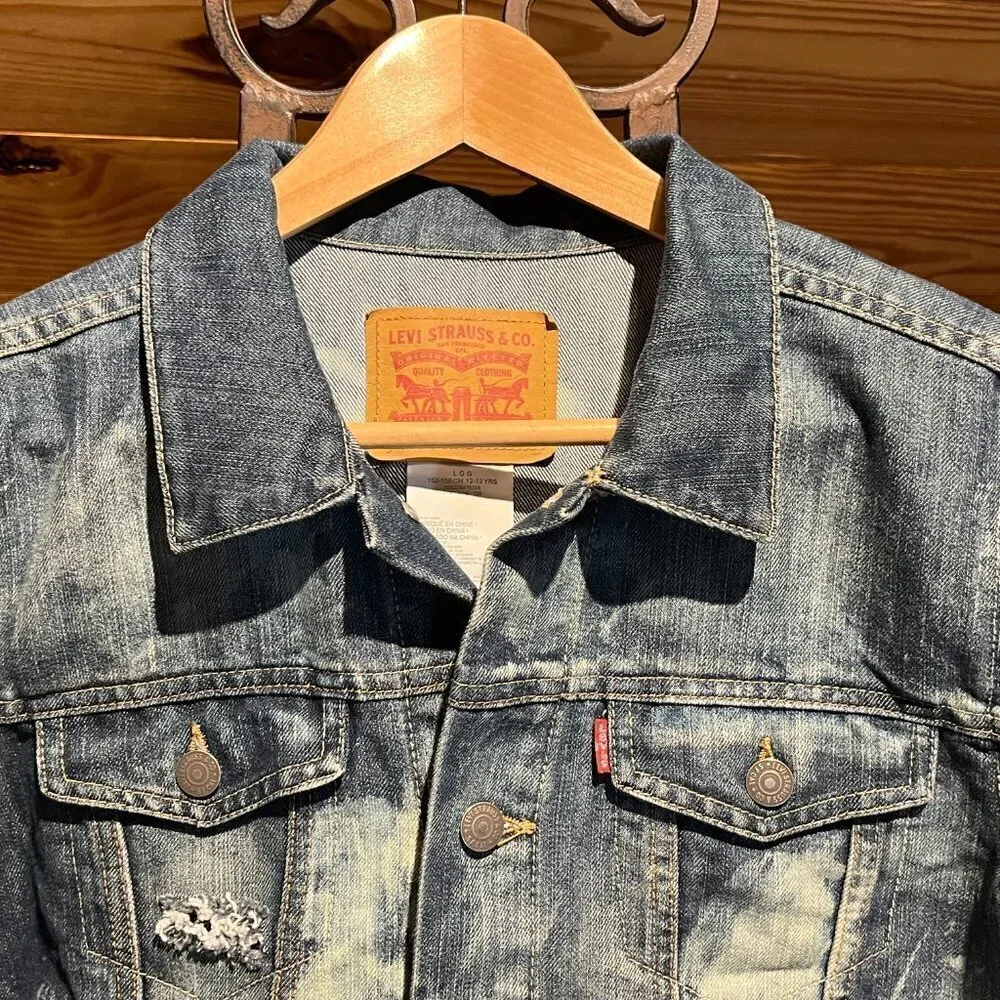 Levi's Trucker Jacket Destroyed Bleached Jean Denim